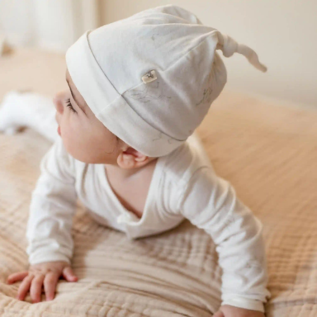 Frog Baby Jumpsuit & Hat Set